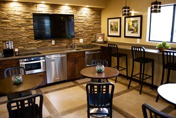 Albuquerque NM Apartments near Me with Resident Clubhouse Kitchen