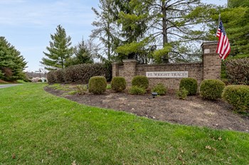 556 CLOVERFIELD LN 301 2 Beds Condo for Rent - Photo Gallery 24