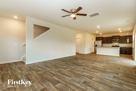 409 Zenith Boulevard 4 Beds Apartment for Rent