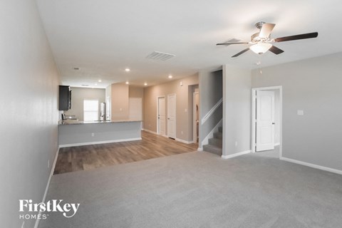 112 Barbwire Way 5 Beds Apartment for Rent