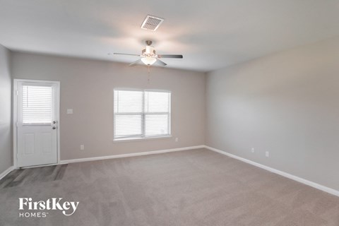 112 Barbwire Way 5 Beds Apartment for Rent