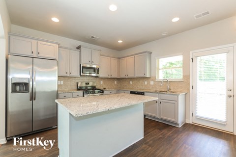 727 Hot Springs Trail 5 Beds Apartment for Rent