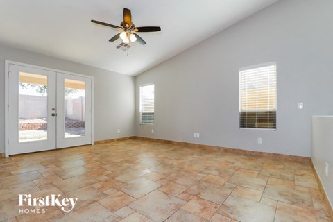 22938 W Yavapai Street 3 Beds Apartment for Rent