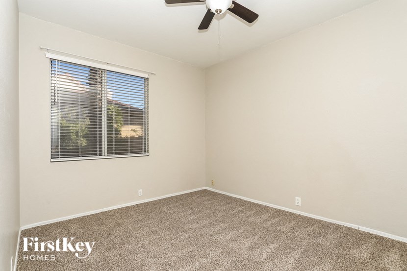 9880 N Windwalker Trail Tucson, AZ 85742
