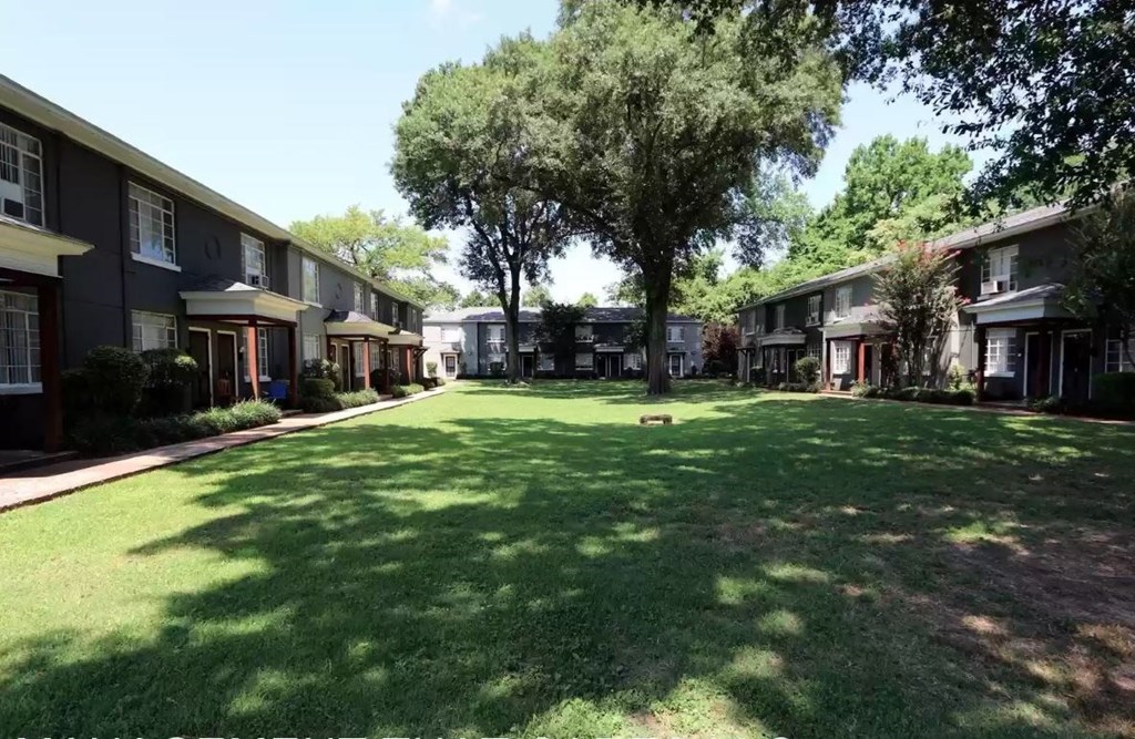 Woodland Apartments