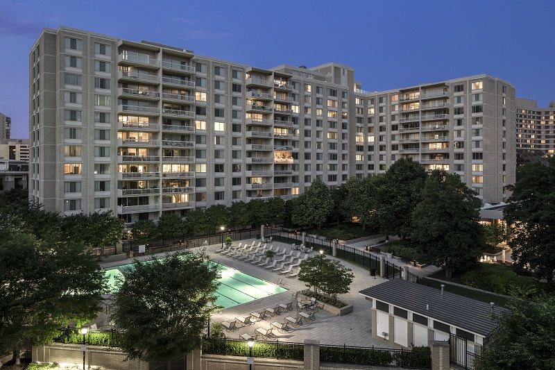 Photos and Video of Crystal Towers in Arlington, VA