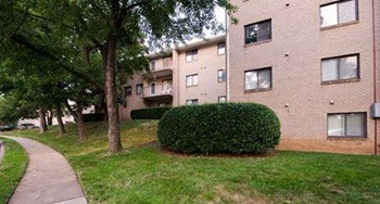 1325 North Hudson Street 1-2 Beds Apartment for Rent - Photo Gallery 6
