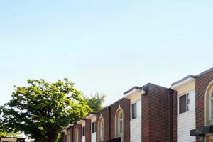 Montpelier Crossing Apartments 9523 Muirkirk Road Laurel