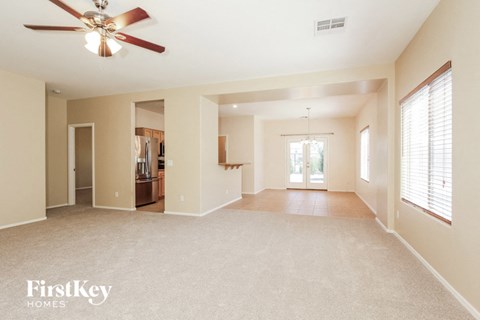265 E Dry Creek Road 3 Beds Apartment for Rent