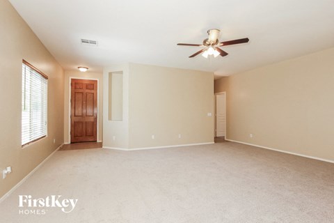 265 E Dry Creek Road 3 Beds Apartment for Rent