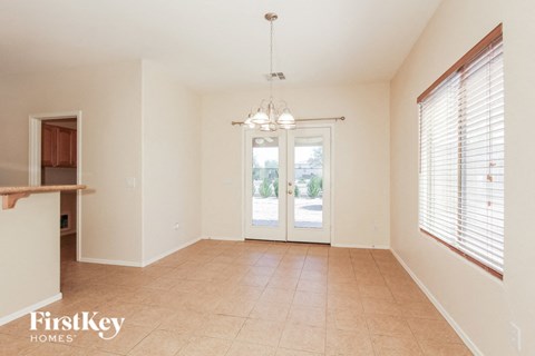 265 E Dry Creek Road 3 Beds Apartment for Rent