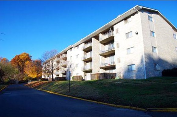 Raleigh Court Apartments 4431 23rd Parkway Temple Hills MD RENTCafé