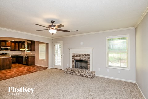 611 Peachtree Road 4 Beds Apartment for Rent