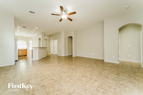 12891 N Westminster Drive 3 Beds Apartment for Rent
