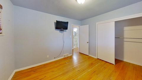 2230 Marshall Street 4 Beds Apartment for Rent