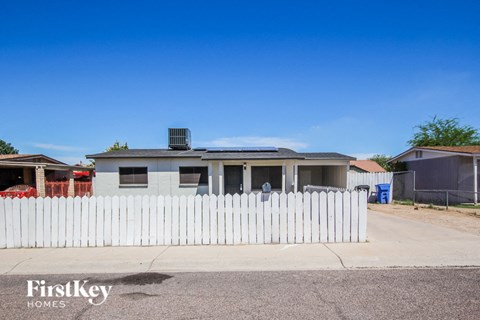 6233 S 18TH Avenue 4 Beds Apartment for Rent