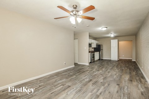 6233 S 18TH Avenue 4 Beds Apartment for Rent