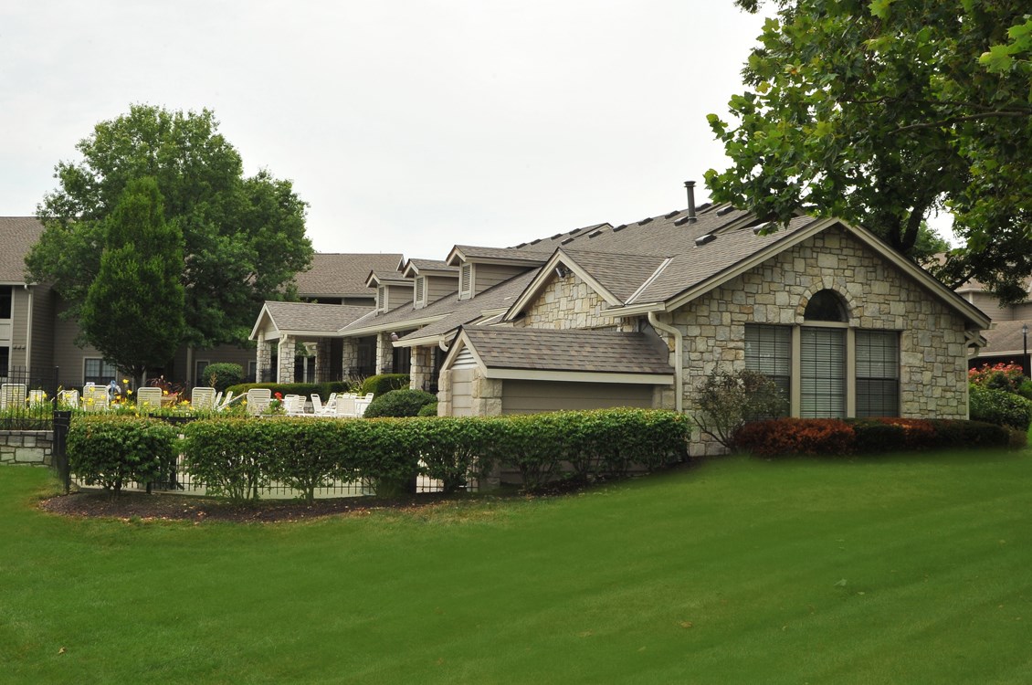 Three Lakes Apartments, 12100 Willow Ln, Overland Park, KS RENTCafé