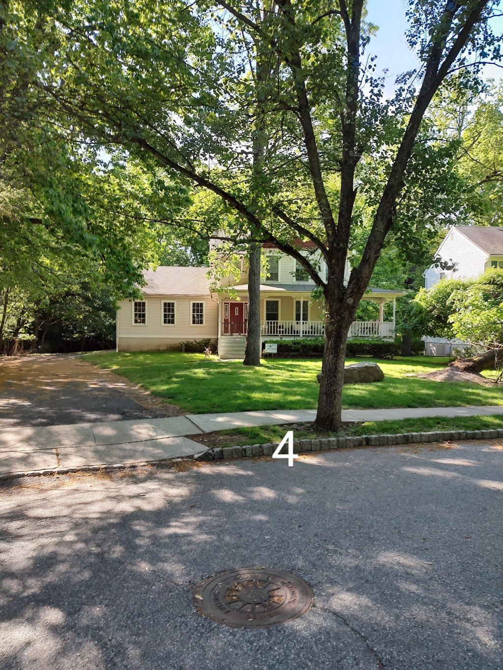 a view of a house from the street