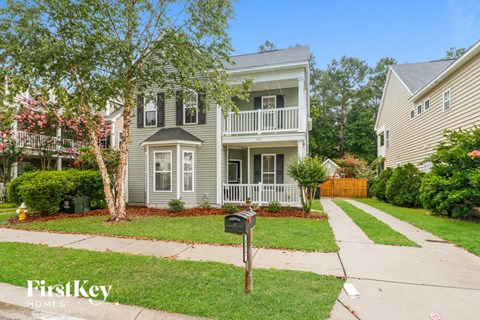 577 Delafield Drive 5 Beds Apartment for Rent
