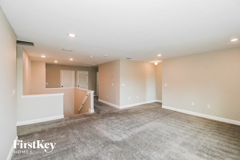 the living room and dining room are empty and ready for you to use