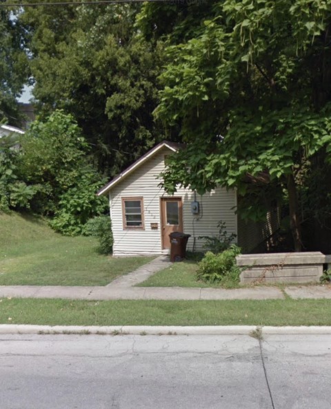 1513 Michigan Ave. 2 Beds Apartment for Rent