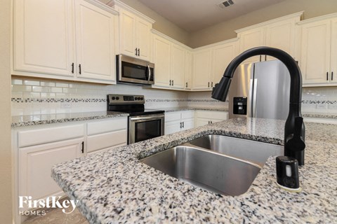 105 Gentle Circle Way 5 Beds Apartment for Rent