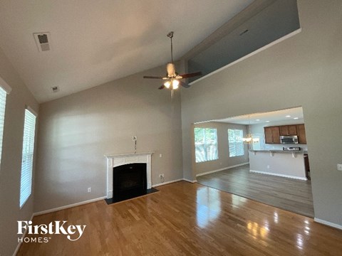 409 Mt Carmel Road 3 Beds Apartment for Rent