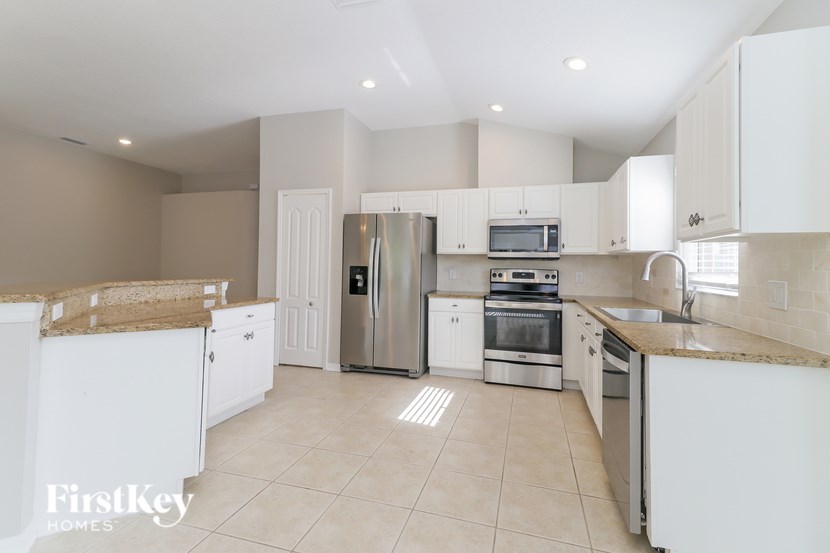 18356 CYPRESS BAY PARKWAY 3 Beds House for Rent - Photo Gallery 6