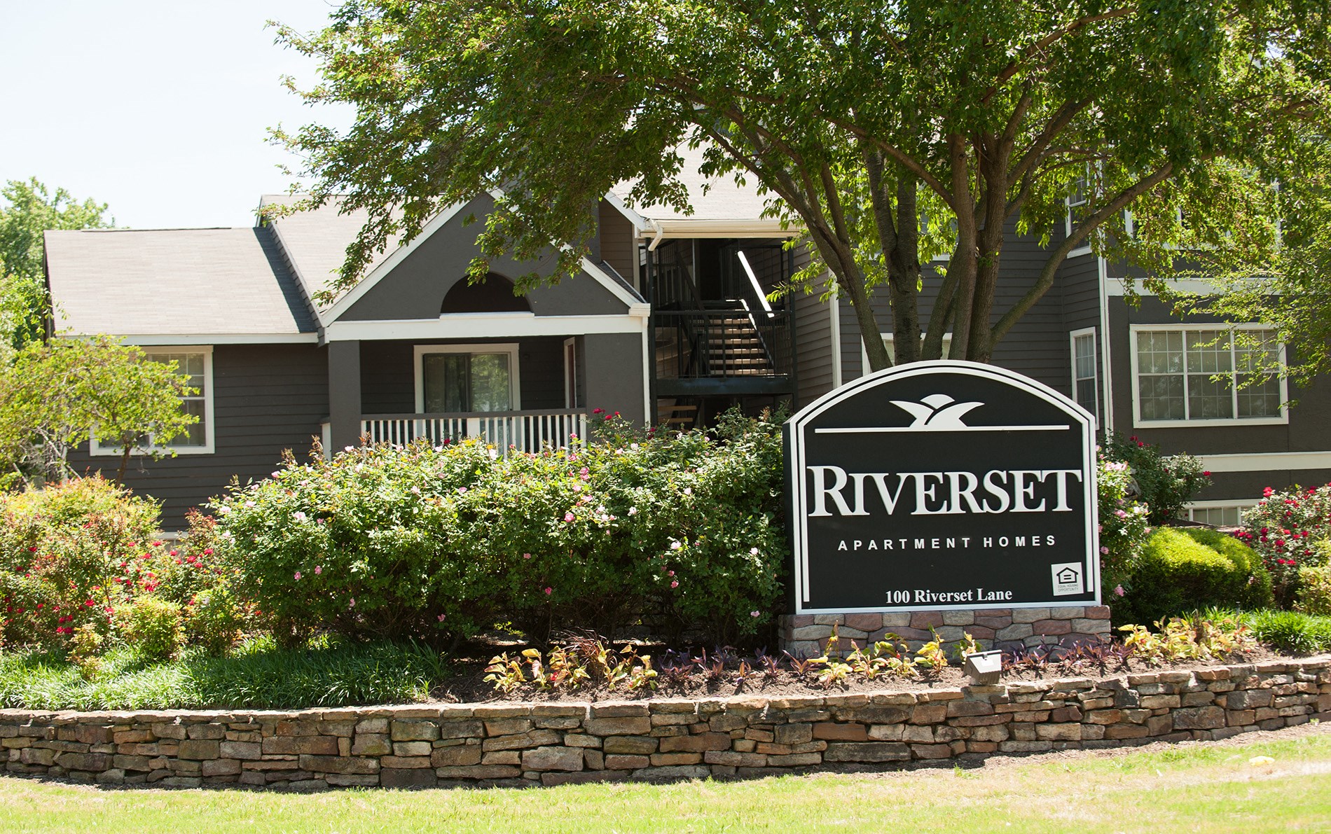 Riverset Apartments Apartments In Memphis Tn