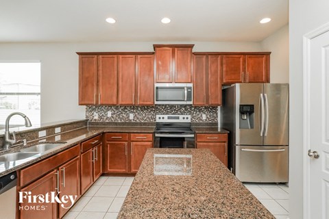 3963 Blossom Dew Drive 5 Beds Apartment for Rent