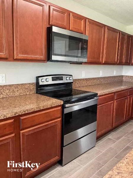 12625 WOODED BLUFF COURT 3 Beds House for Rent - Photo Gallery 5