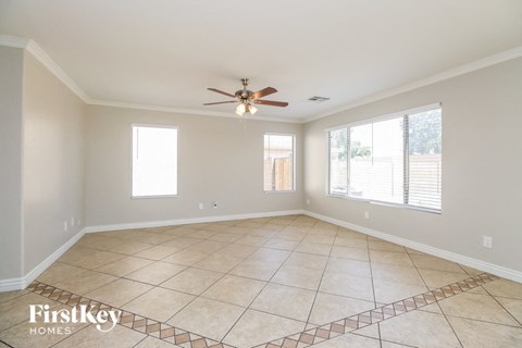 2477 W WRANGLER Way 3 Beds Apartment for Rent