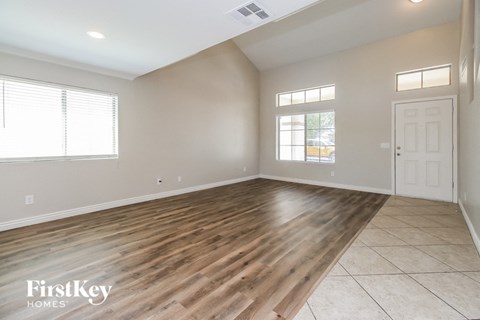 2477 W WRANGLER Way 3 Beds Apartment for Rent