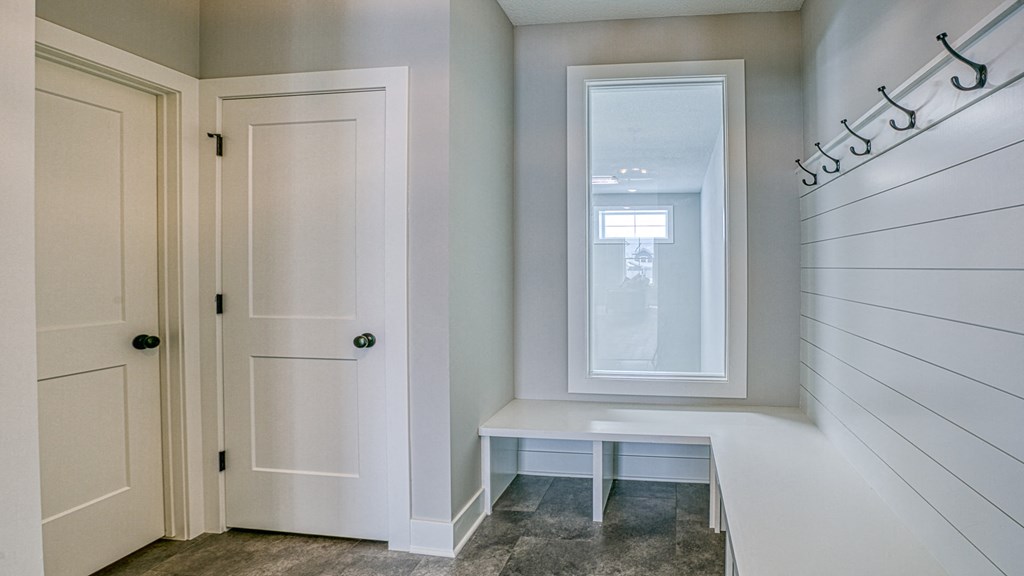 9733 8th St. N. 5 Beds House for Rent - Photo Gallery 15