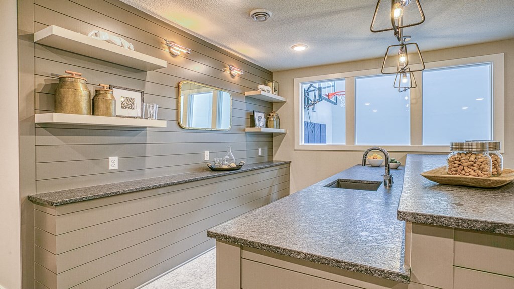 9733 8th St. N. 5 Beds House for Rent - Photo Gallery 8