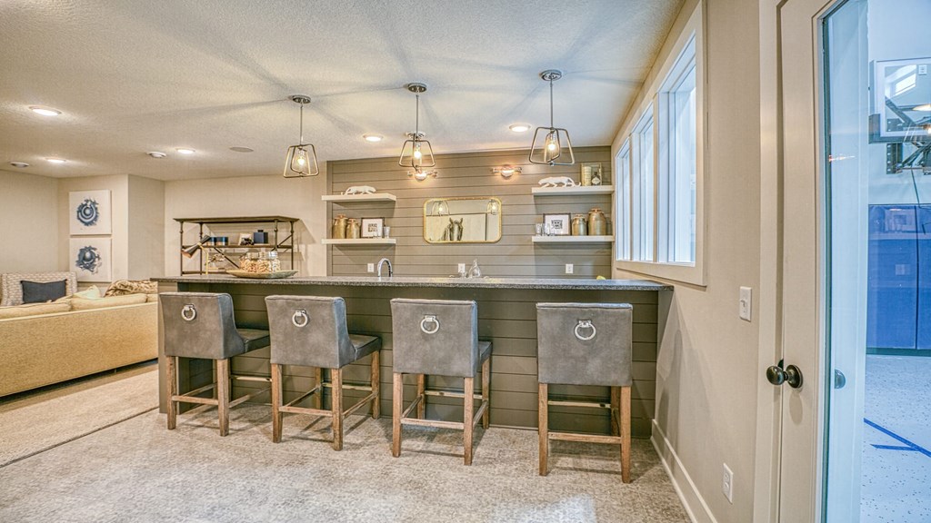 9733 8th St. N. 5 Beds House for Rent - Photo Gallery 7