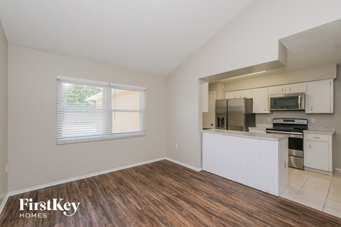 1017 Shadow Wood Court 4 Beds Apartment for Rent