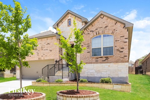 1932 CRONUS BEND 3 Beds Apartment for Rent
