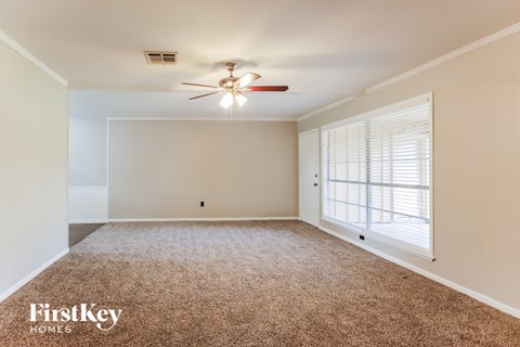 3804 Canterbury Dr 3 Beds Apartment for Rent