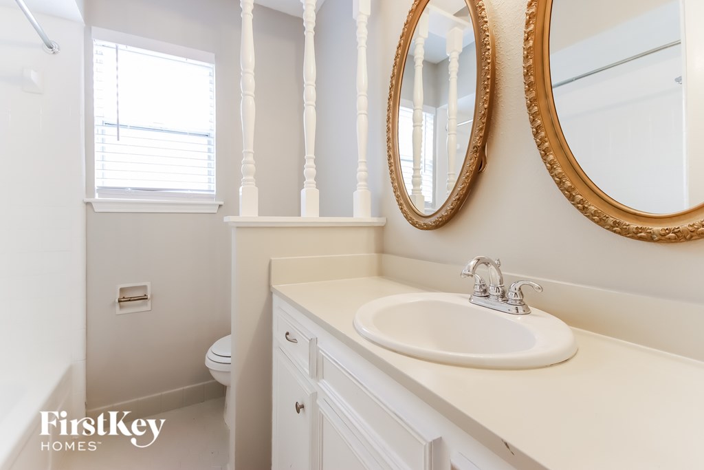 3804 Canterbury Dr 3 Beds House for Rent - Photo Gallery 10