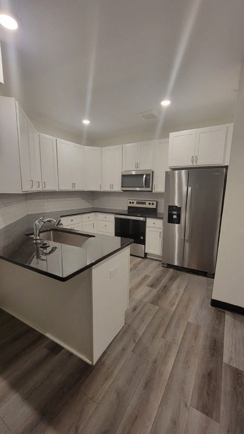 1179 7th St E 1-4 Beds Apartment for Rent - Photo Gallery 13