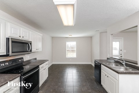 5858 BLONDE CYN 3 Beds Apartment for Rent