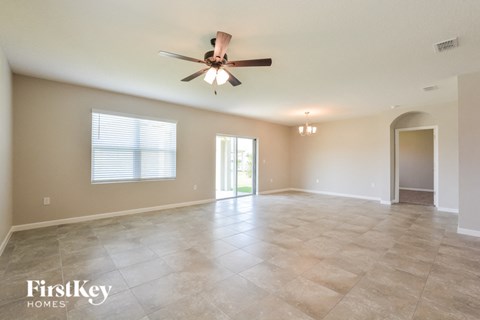 545 Sorrento Drive 4 Beds Apartment for Rent