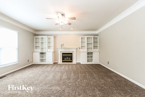 1795 Valleywood Drive Avon 4 Beds Apartment for Rent