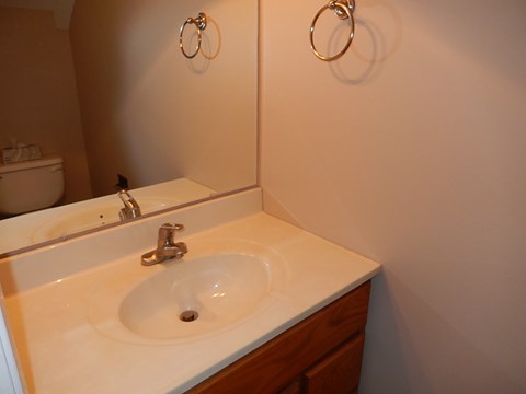326 N. Airlite Street 2 Beds Apartment for Rent