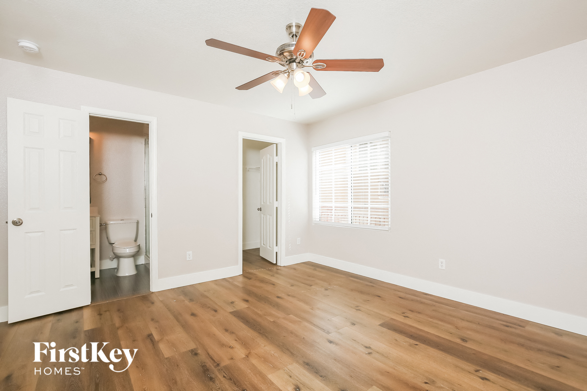 1916 Granemore Street Las Vegas, NV 89135