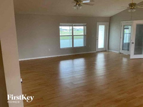 626 NW 16Th Terrace 4 Beds Apartment for Rent