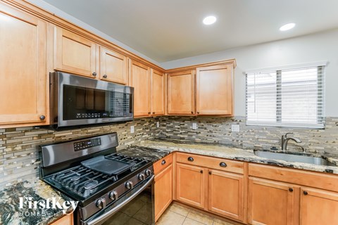 11897 W Heyburn Drive 5 Beds Apartment for Rent
