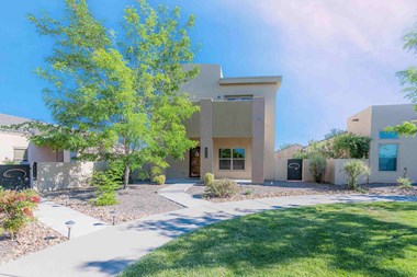 2316 Penn Avenue Southeast 3 Beds Apartment for Rent